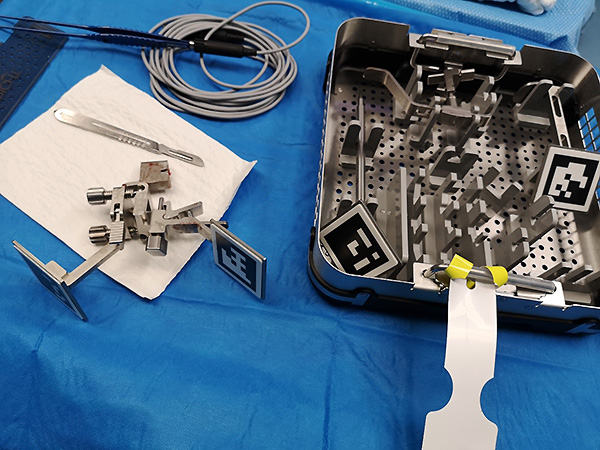 Instrumente Augmented Reality (Tracker) zur Orientierung der Beinachse